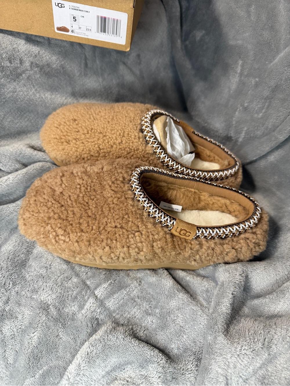 UGG Tasman Maxi Curly- Women’s 5